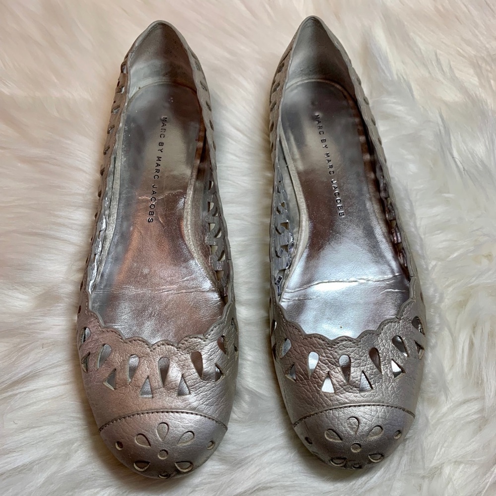Marc By Marc Jacobs Flat in grey color
